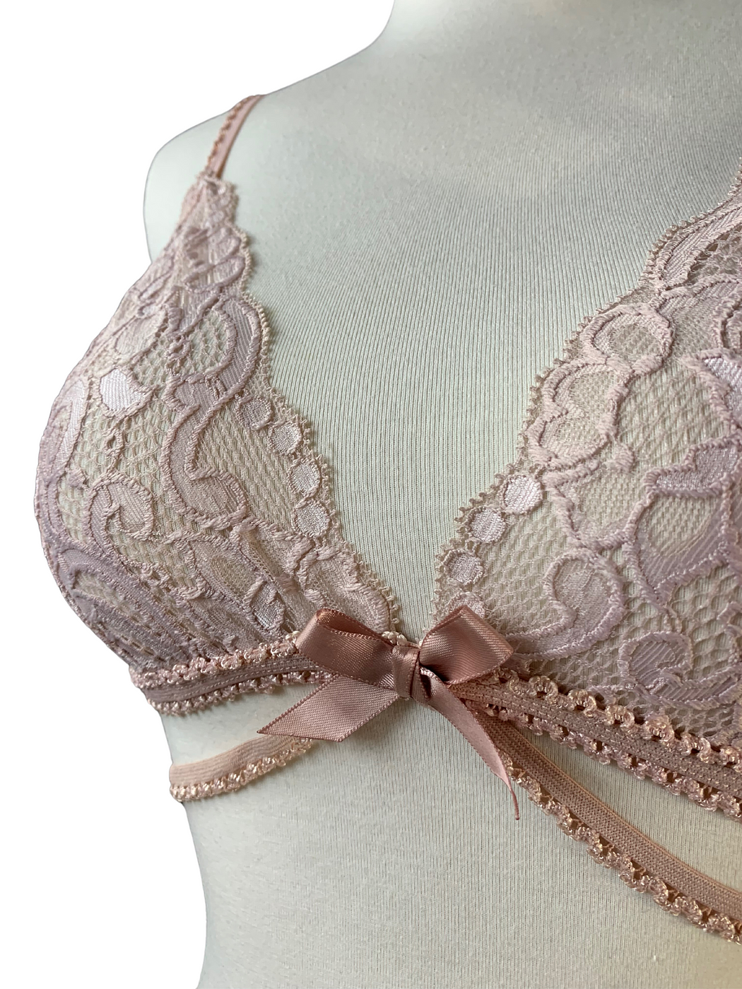 Chicness on Point Soft Pink Lingerie Set - Image 3