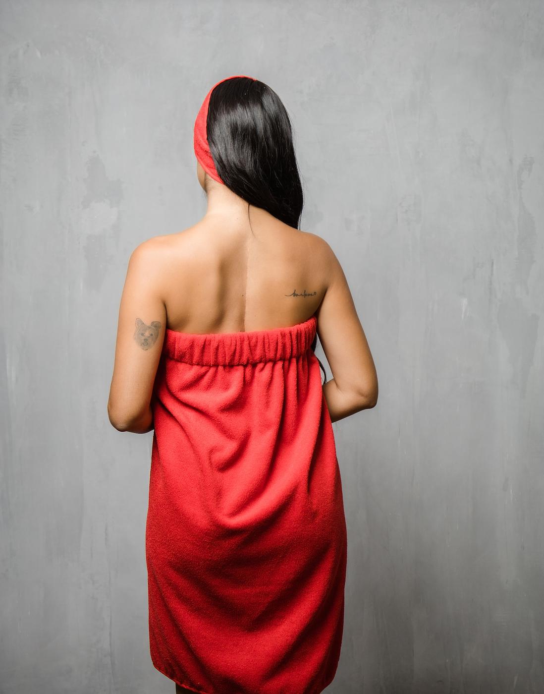 Getting Ready Red Towel Set - Image 3