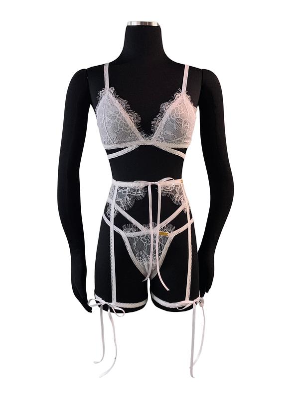 Bridal Allure Garter Set