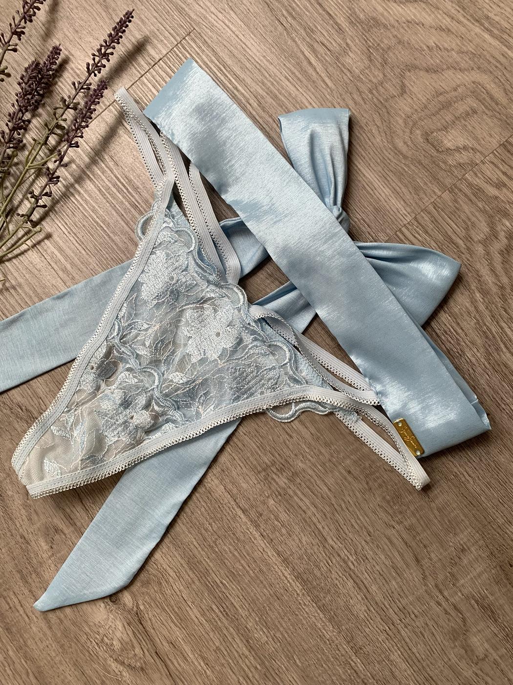 Unwrap Me Bridal Blue - Image 2