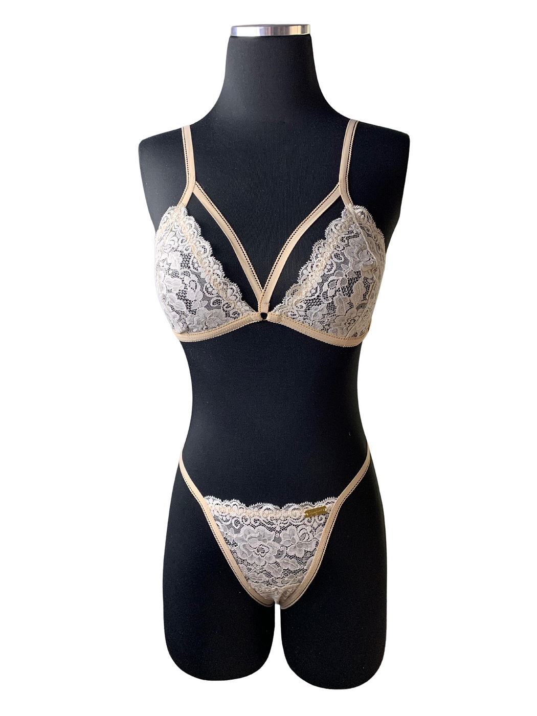 Nude Me Out Lingerie Set