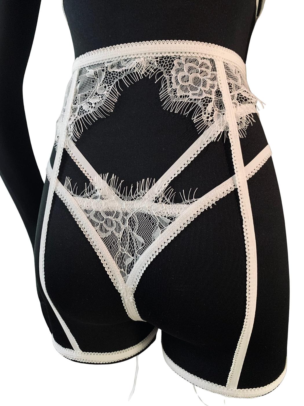 Bridal Allure Garter Set - Image 2