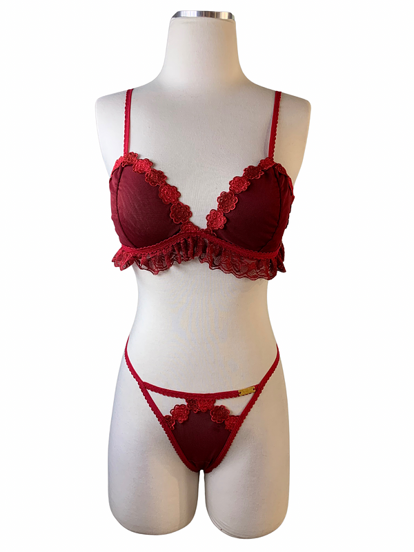 Carmesí Lingerie Set