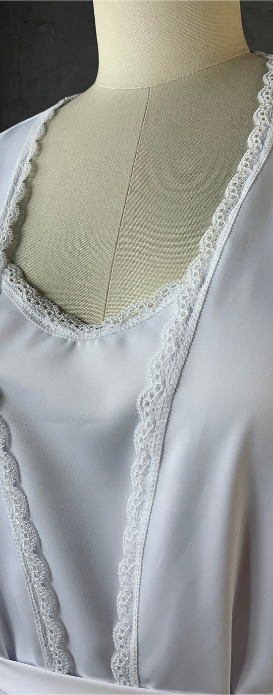 Simple Long Getting Ready White Kimono + Short Slip