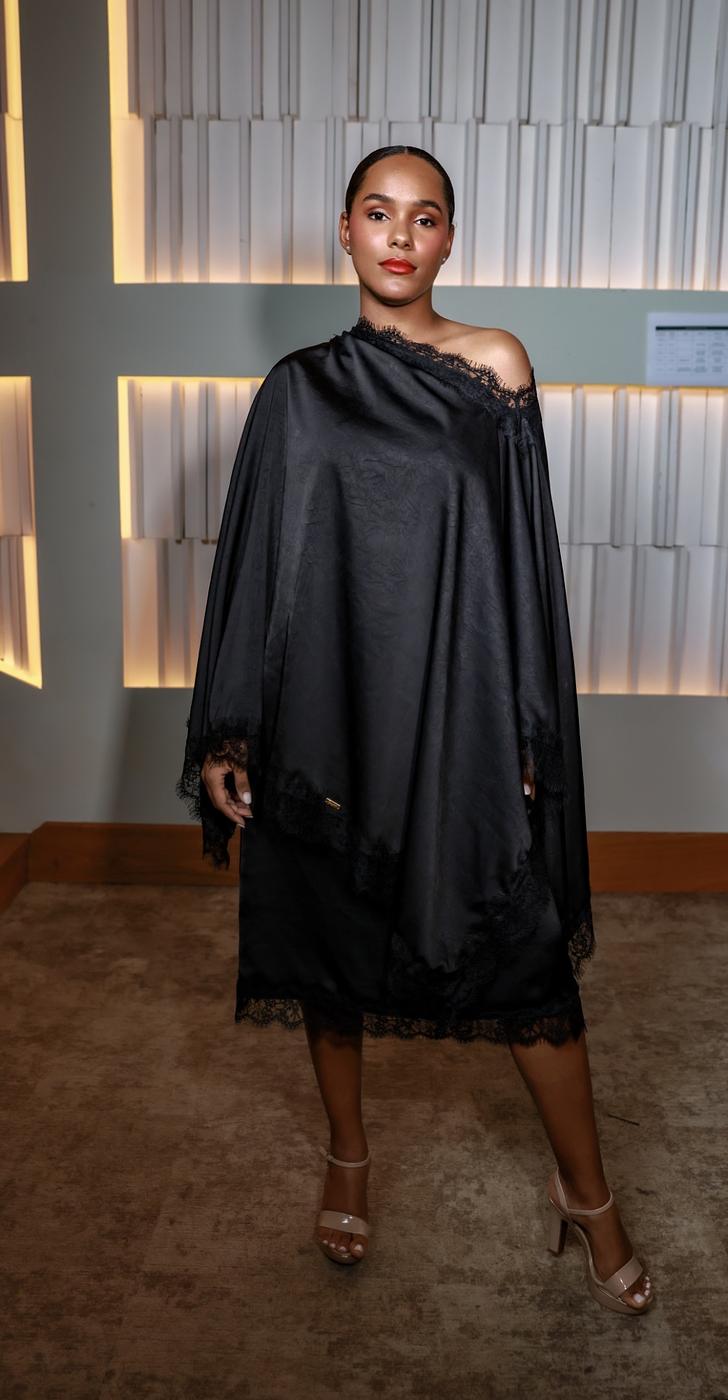 Symphony Lace Black Kaftan Set - Image 2
