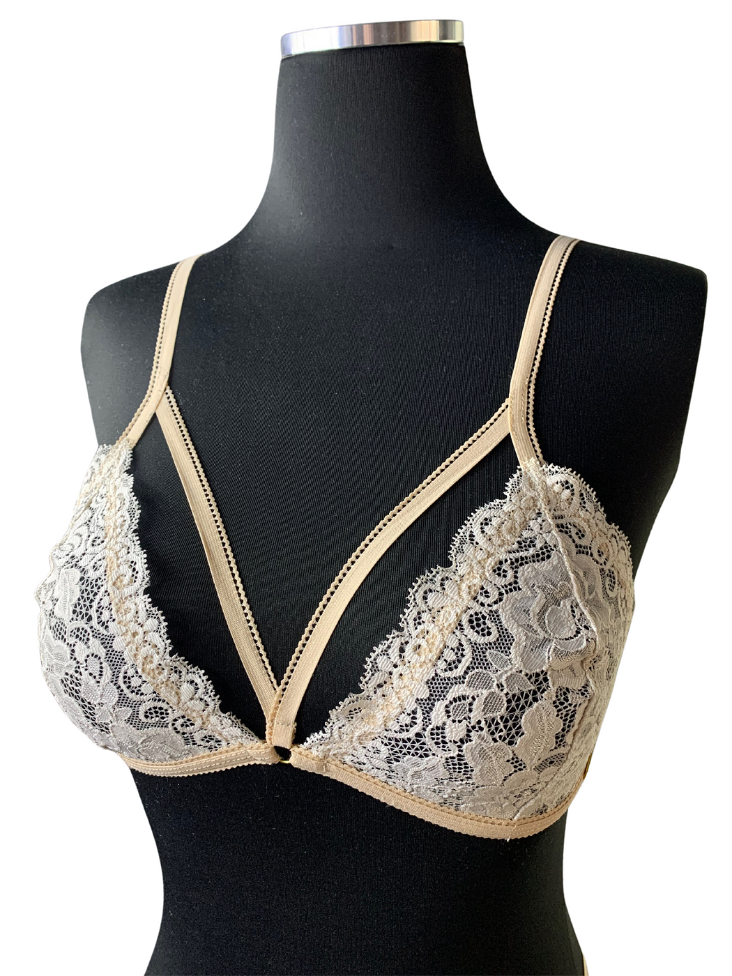 Nude Me Out Lingerie Set - Image 3