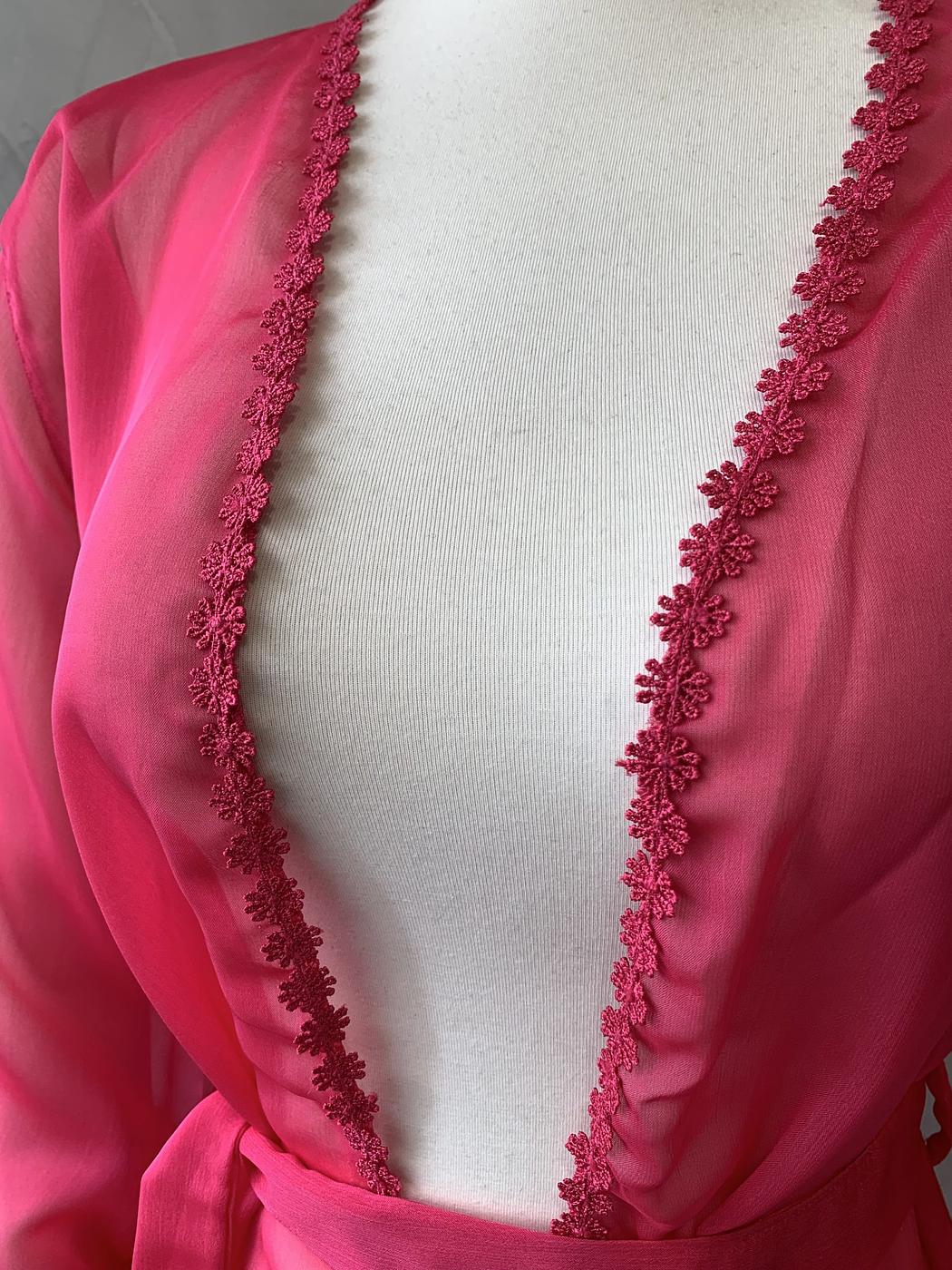 Casual Joy Pink Kimono - Image 3