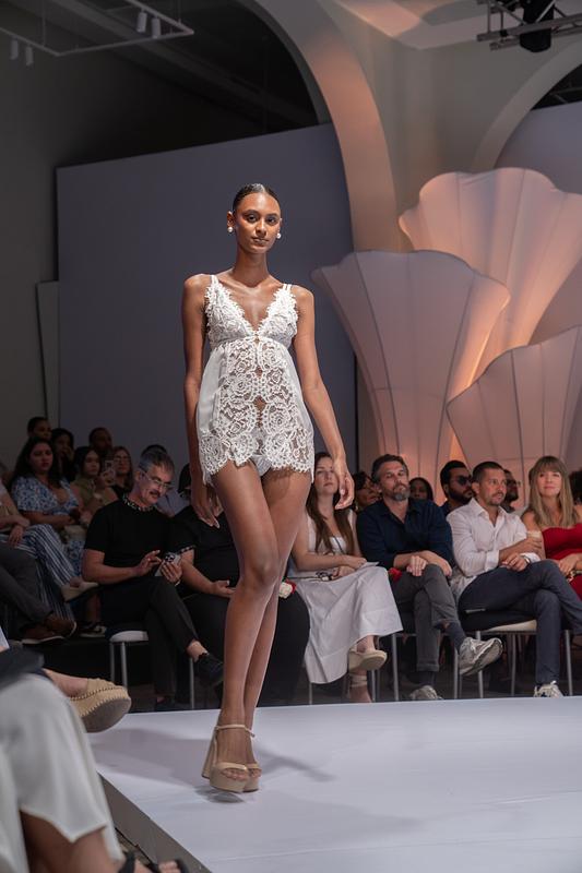 Pure Temptation White Baby Doll Set