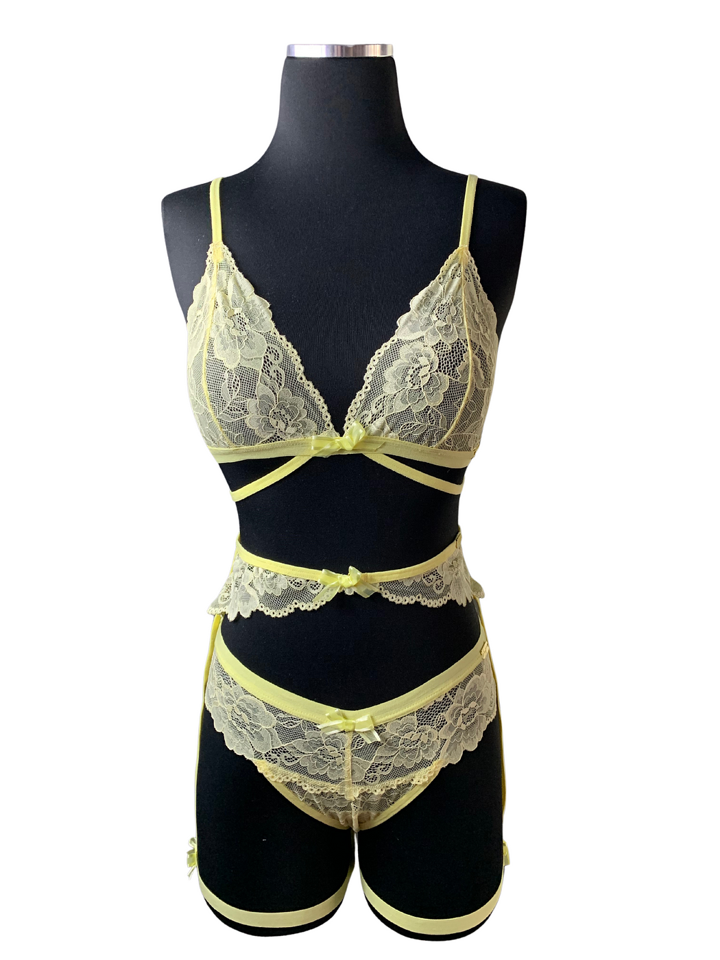 Sunshine on Point Garter Set