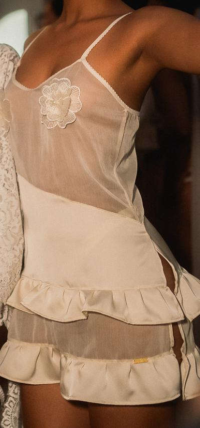 Marfil Side Slits Slip - Image 2