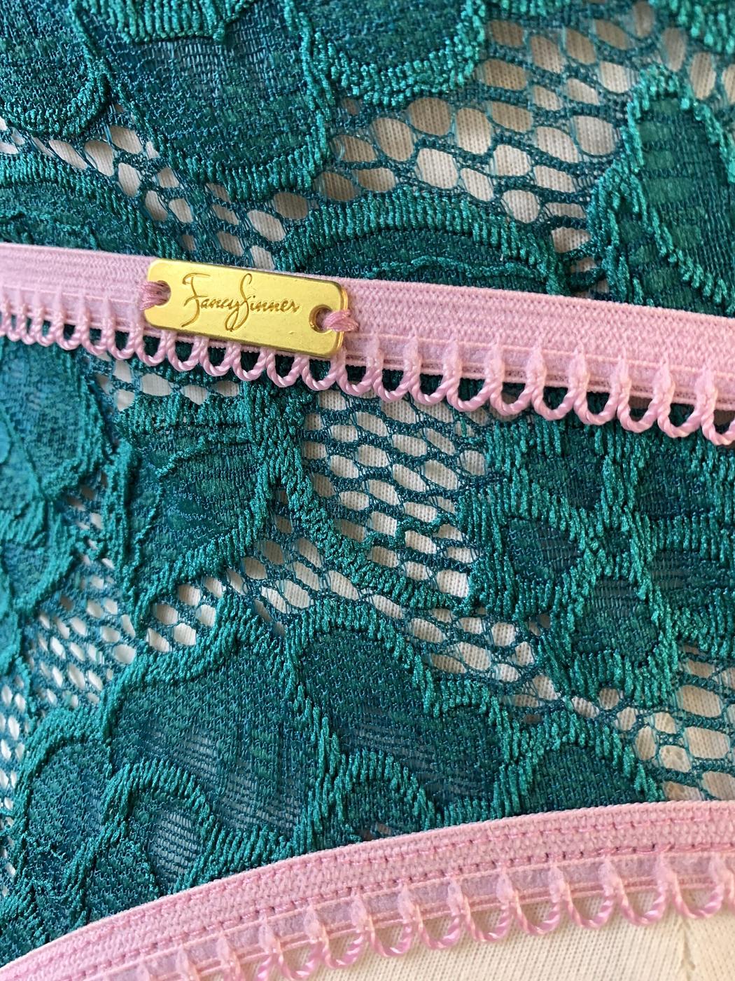 Color Block Deep Bodysuit - Image 3