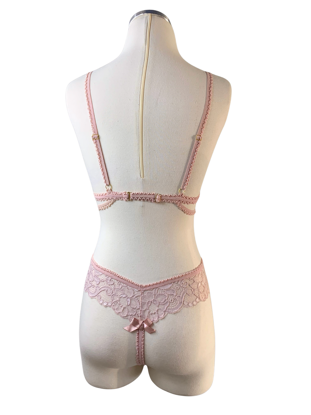 Chicness on Point Soft Pink Lingerie Set - Image 2