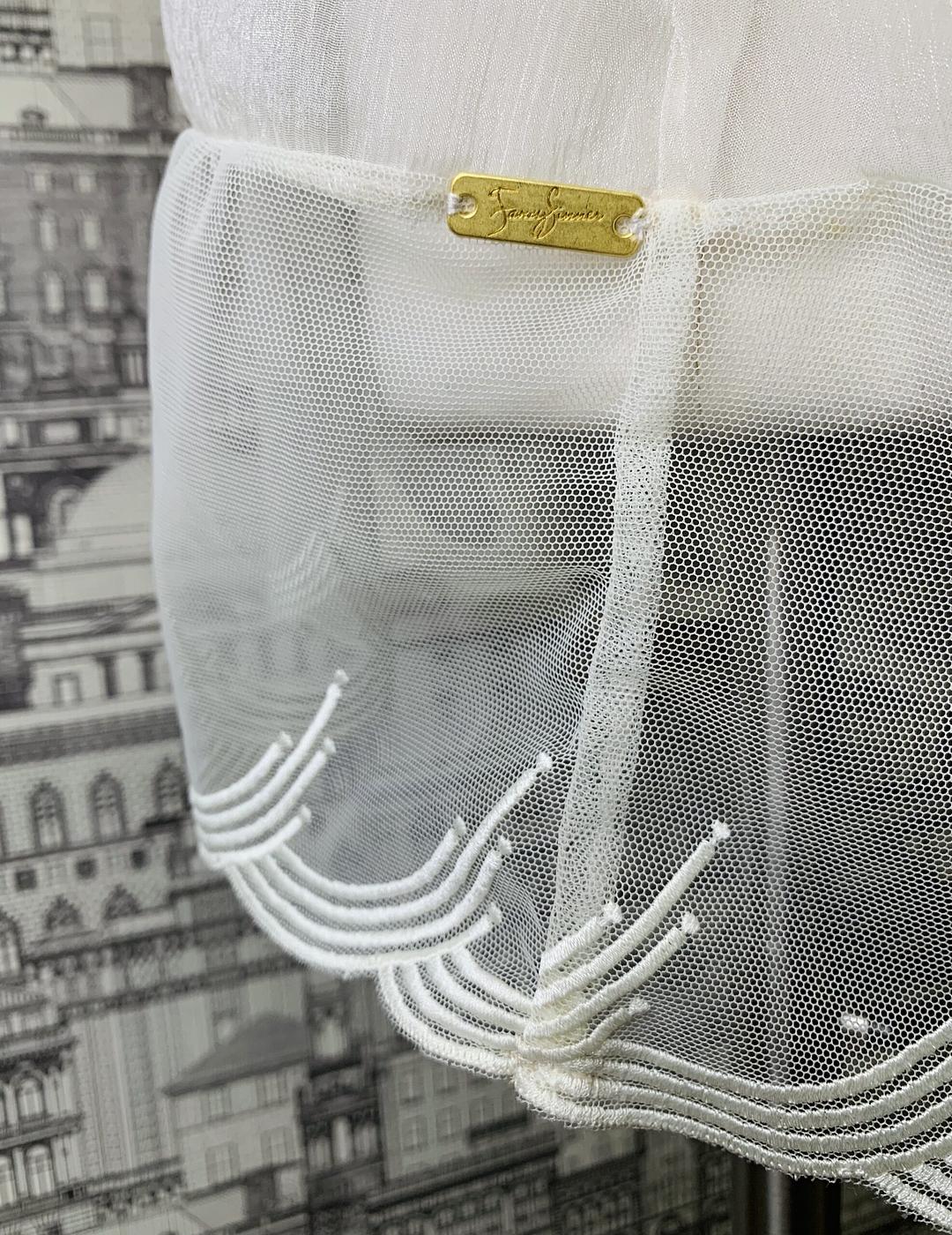 Pearly Flowers Slip - Image 3