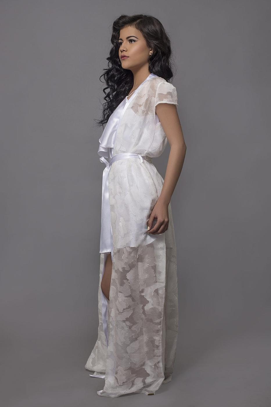 Whisper White Limited Edition Kimono+Slip - Image 3
