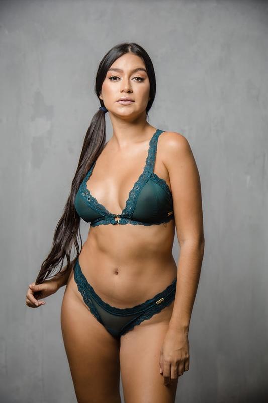 Full Wallet Lingerie Set